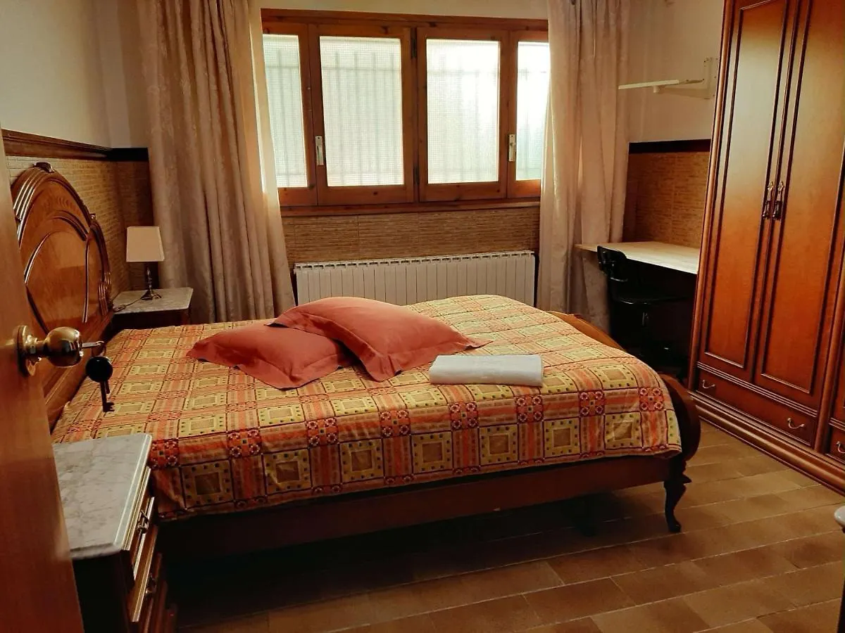 Gasthuis Habitaciones En Villa Coliving Casa Rural San Fausto de Campcentellas Spanje