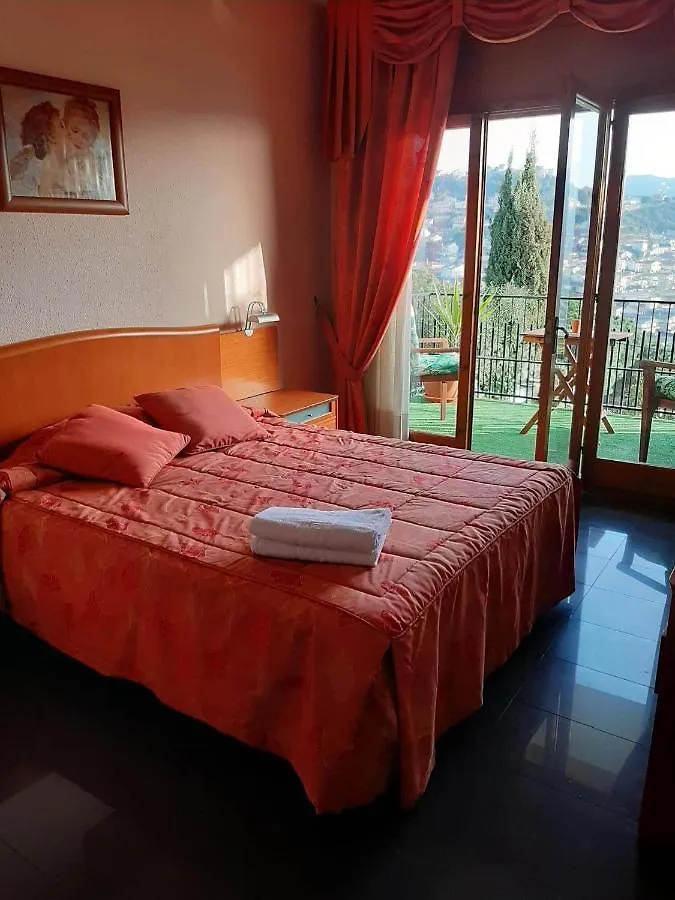 Guest house Habitaciones En Villa Coliving Casa Rural San Fausto de Campcentellas