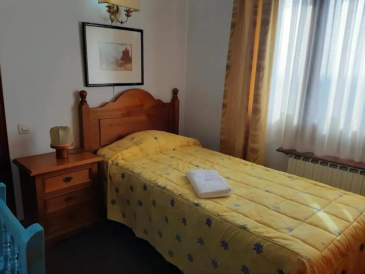 Habitaciones En Villa Coliving Casa Rural San Fausto de Campcentellas 0*,